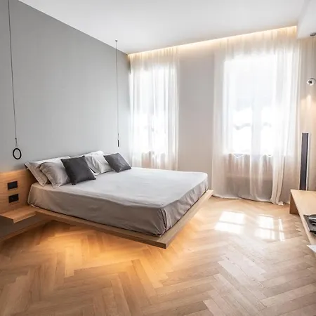 S1 Luxury And Trieste