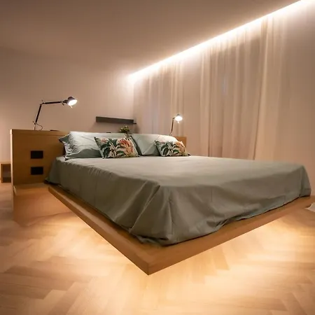 S1 Luxury And Apartment