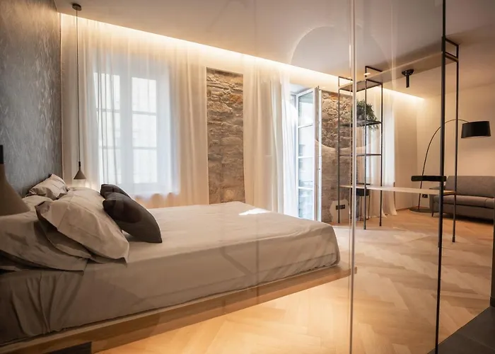 S1 Luxury And Apartment *