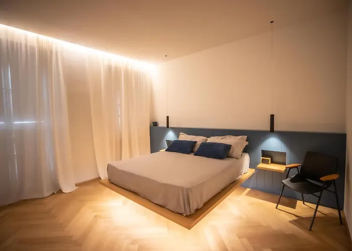 S1 Luxury And Apartment